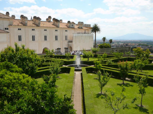 Vista laterale del Complesso monumentale del Belvedere di San Leucio
