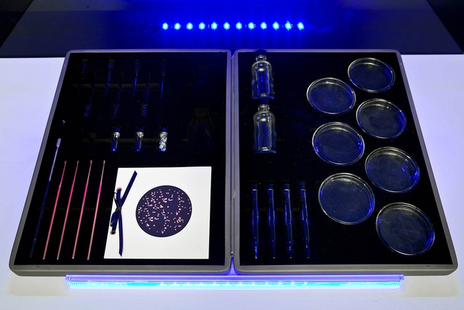 DIY DNA Kit. Photo by Z33 Art centre - http://flic.kr/p/9aWGdG